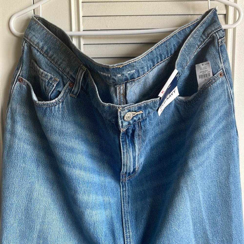 NWT! Old Navy Denim Skirt, Size 14